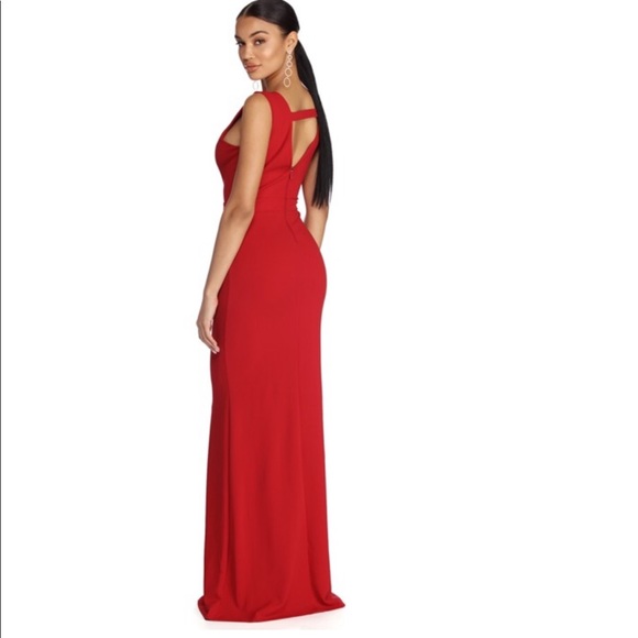 Red long prom dress from Windsor - Picture 2 of 7